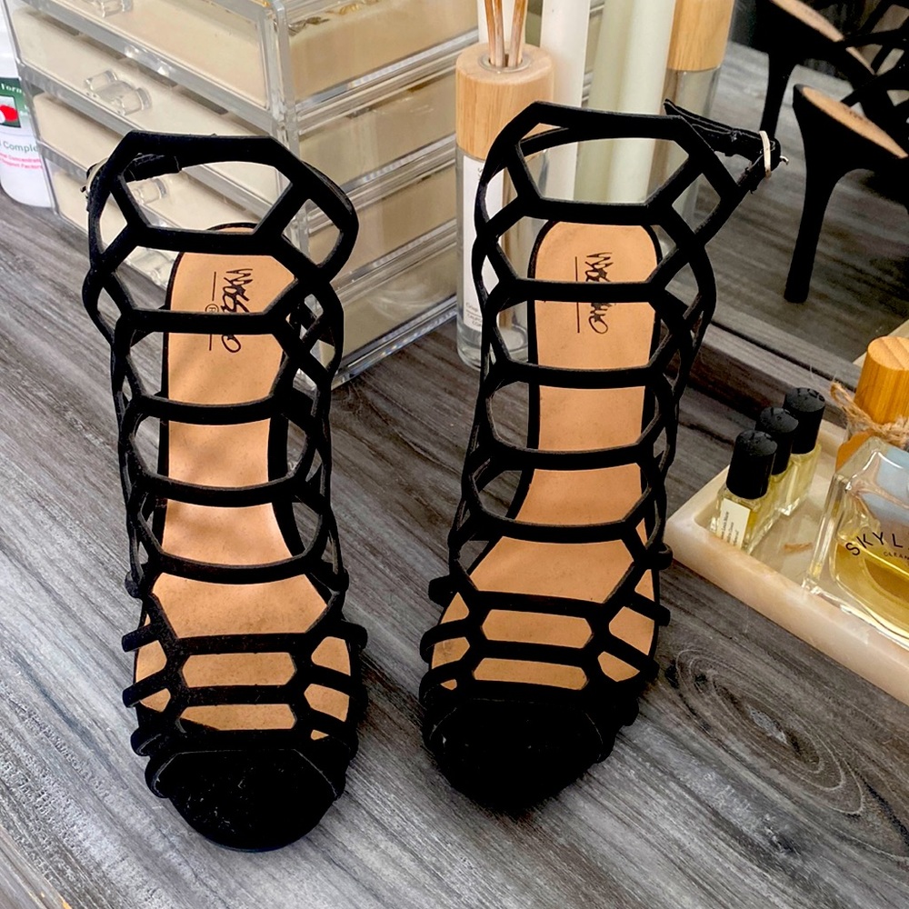 Black heels